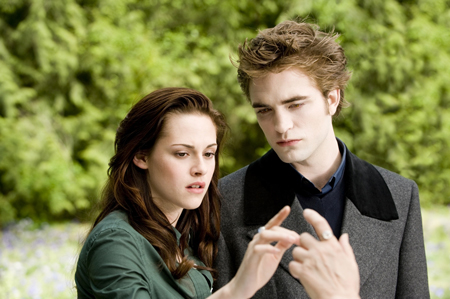 the-twilight-saga-new-moon3[1]